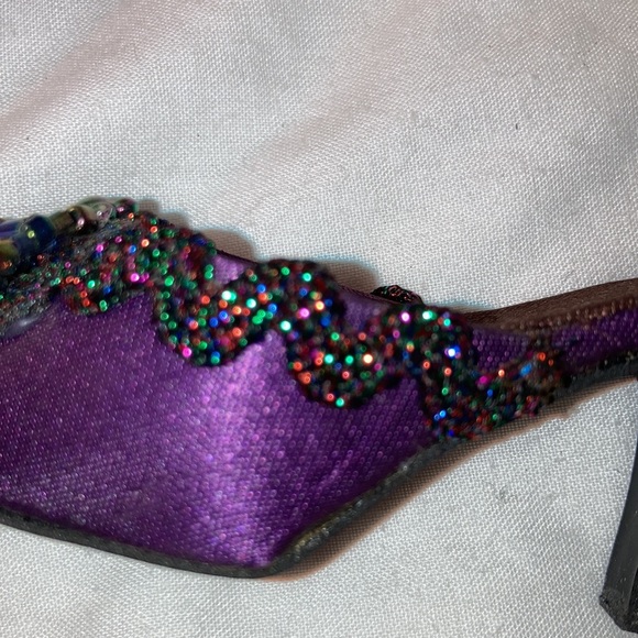 Putting on the Ritz miniature collectible shoe - Picture 11 of 11
